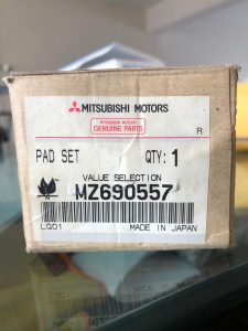 Mitsubishi Pajero Pad Set
